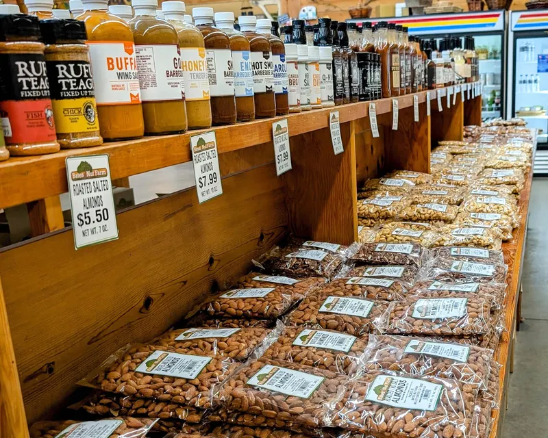 Bates Nut Farm photo