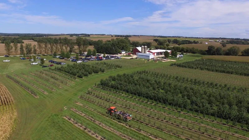 Edwards Apple Orchard West
